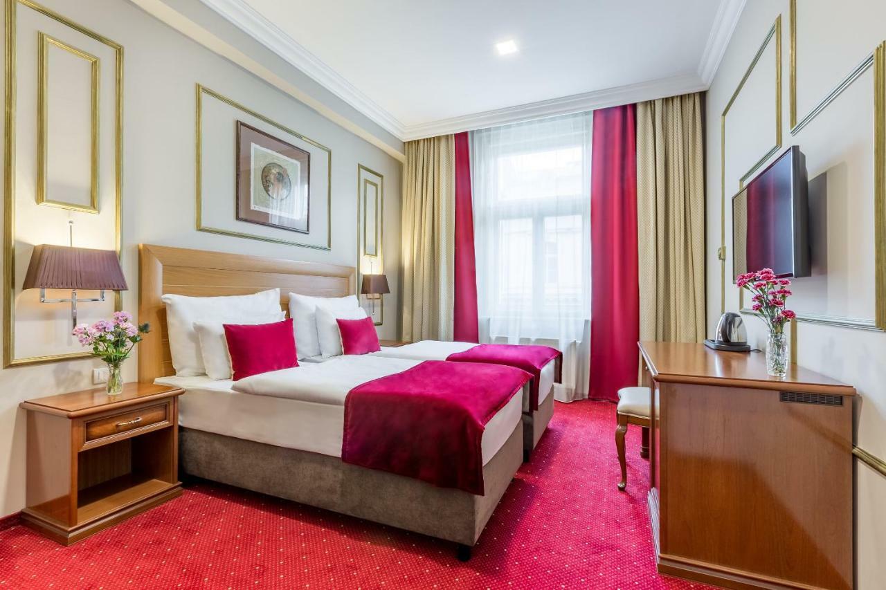 Superior Double or Twin Room,926719411:JPEG